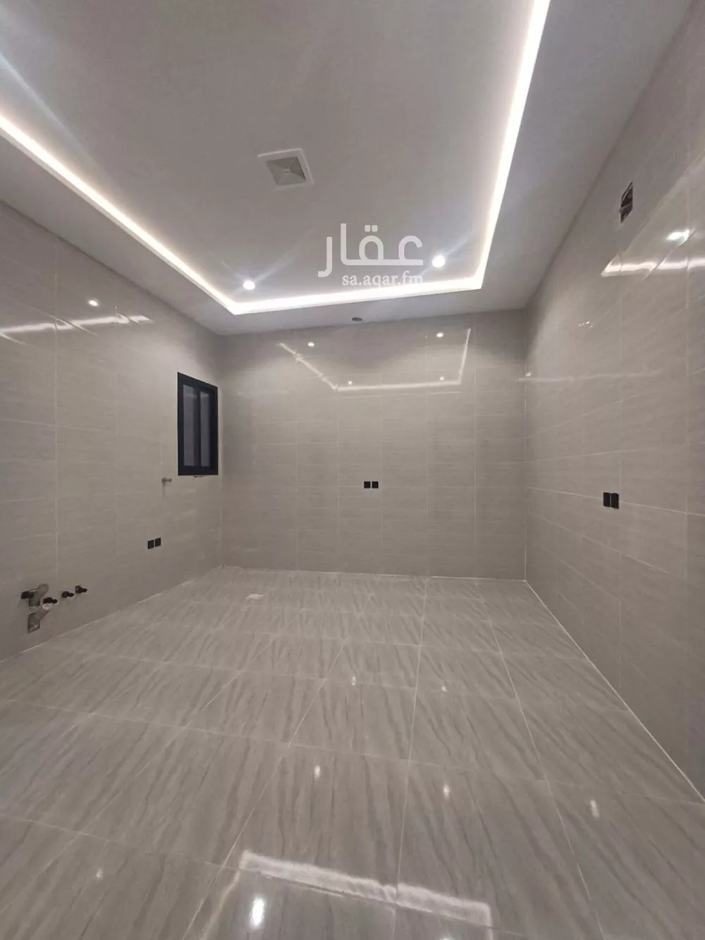 3 bedroom floor in Dirab 12