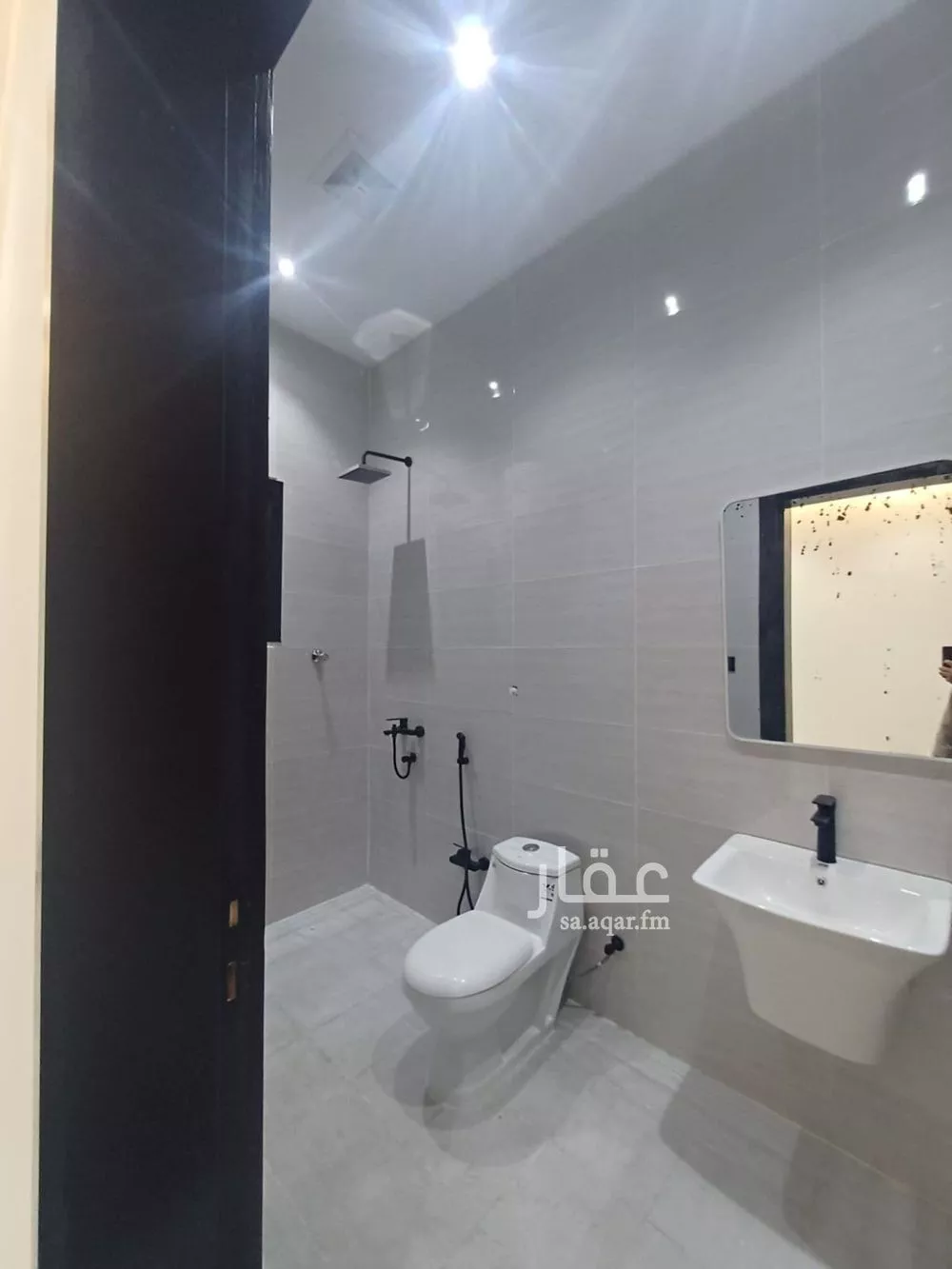 3 bedroom floor in Dirab 5