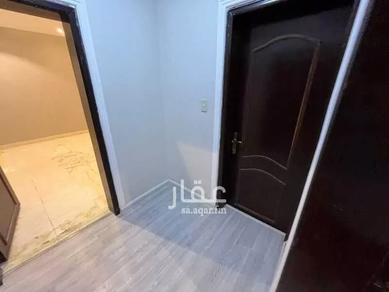 شقة 4 غرف في الجسر 12