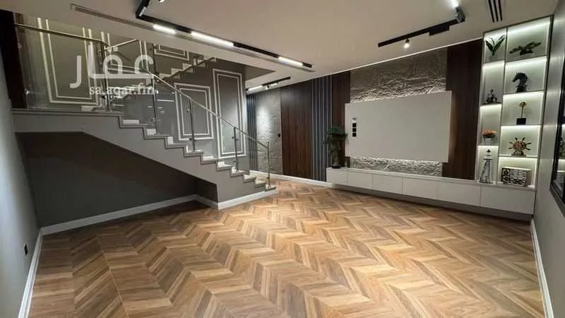 شقة 4 غرف في الحمرا 12