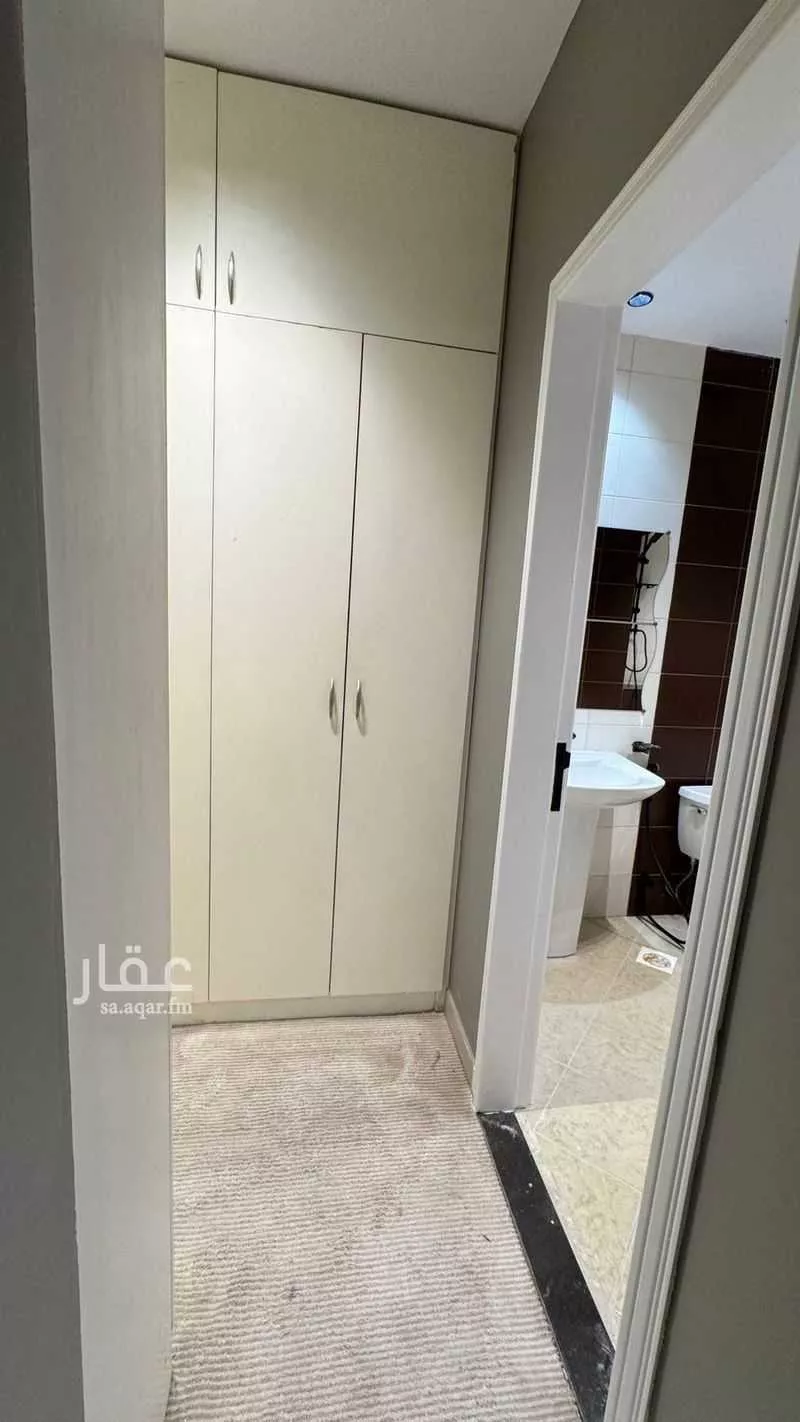 شقة 4 غرف في الحمرا 13