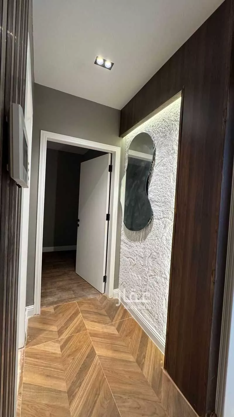 شقة 4 غرف في الحمرا 3