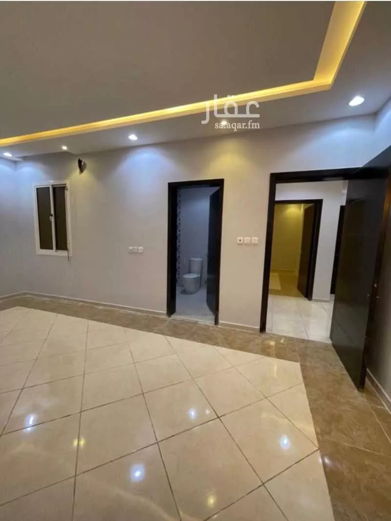 فيلا 7 غرف في طيبة 3