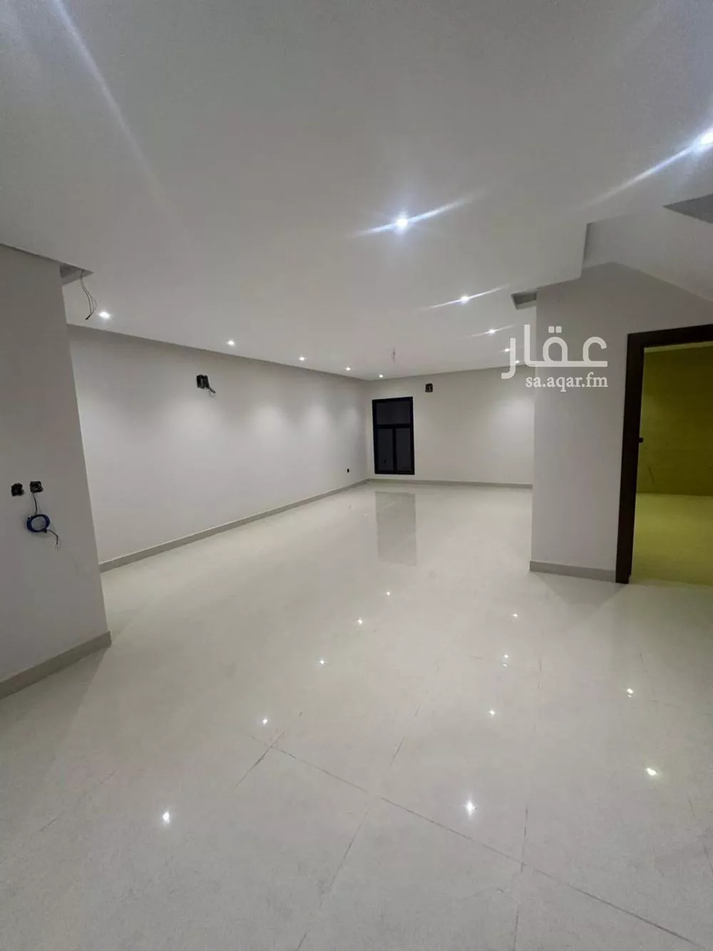 فيلا 8 غرف في الفرسان 2