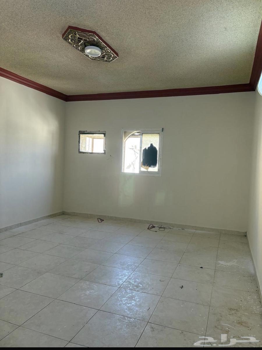 شقة 24 غرف في طويق 11