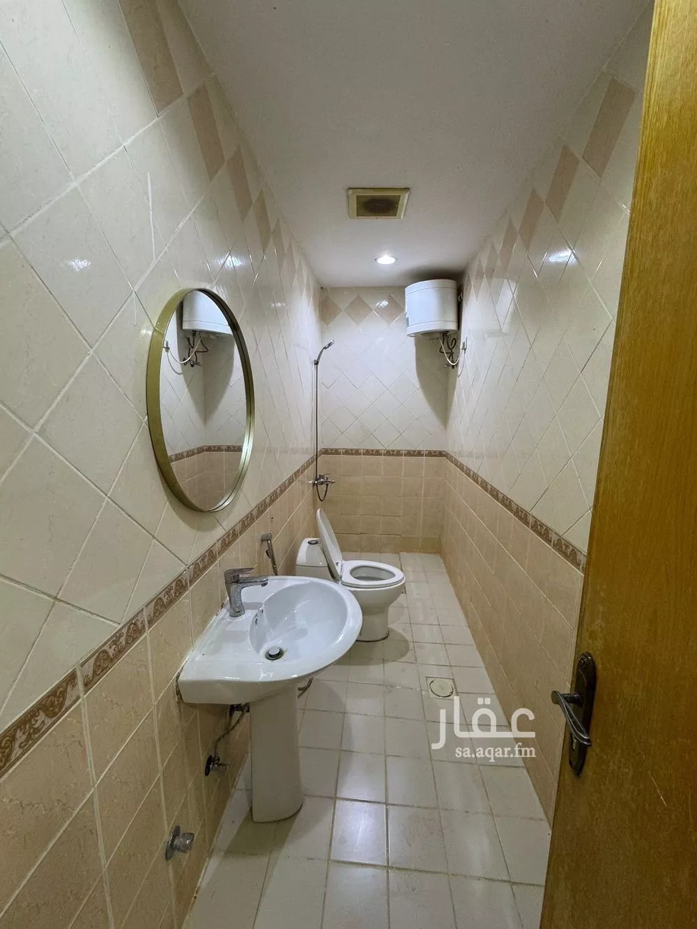 5 bedroom floor in Ishbiliyah 6