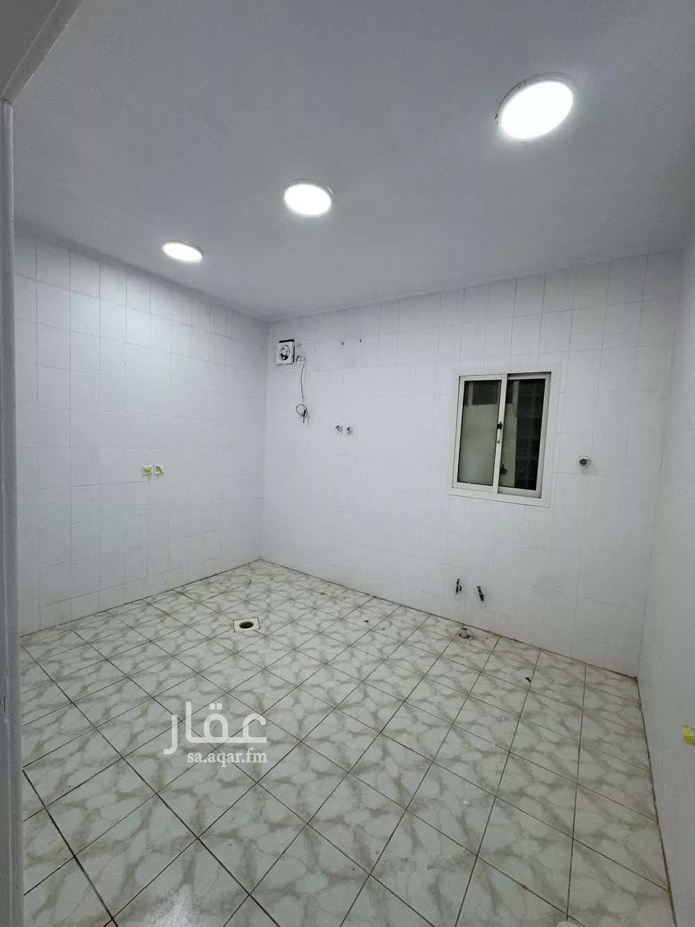 شقة 3 غرف في إشبيلية 9