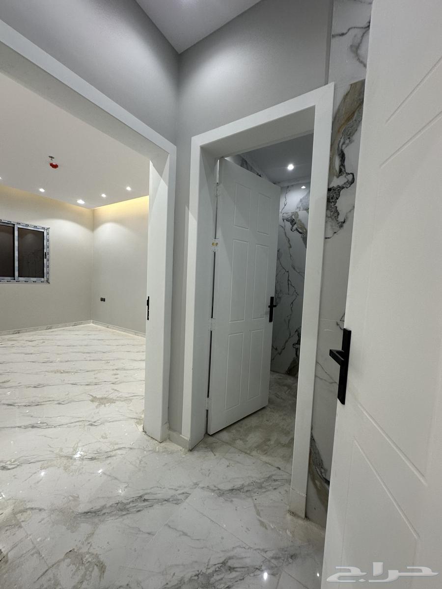 3 bedroom apartment in Al Bayan 5