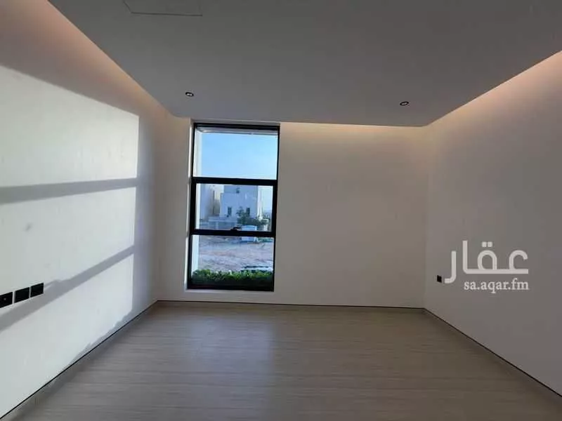 فيلا 5 غرف في العارض 11