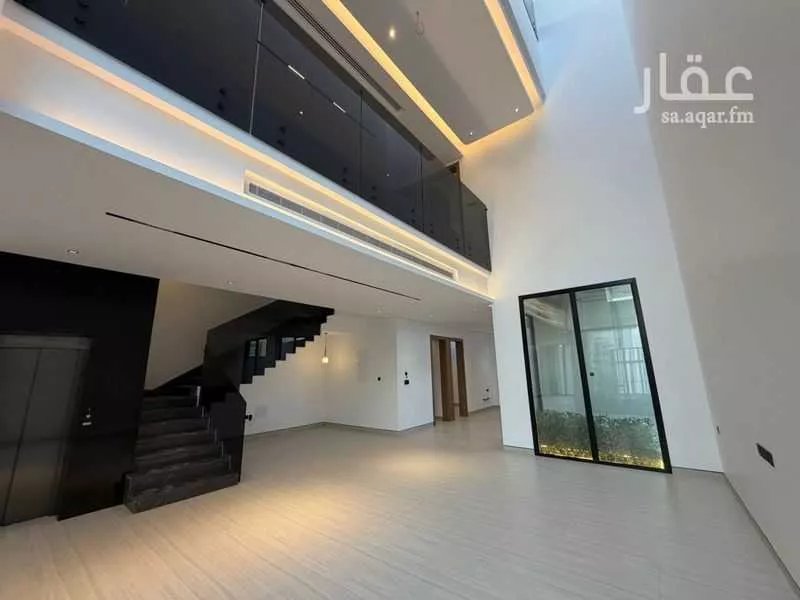 فيلا 5 غرف في العارض 17