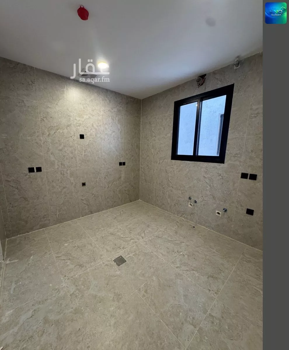 شقة 5 غرف في الروضة 12