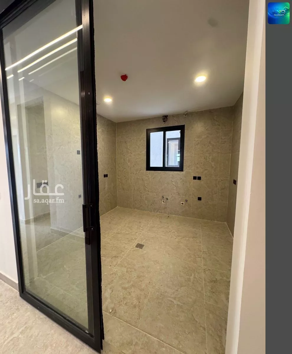 شقة 5 غرف في الروضة 10