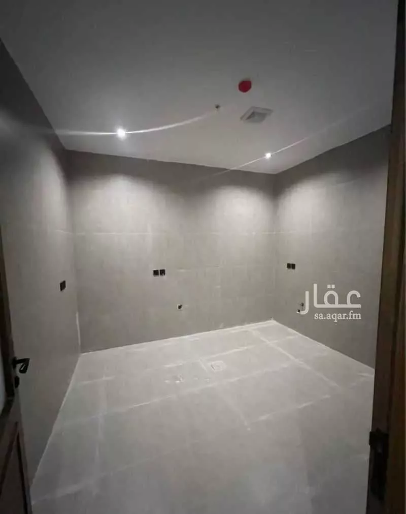 شقة 4 غرف في الشعلة 12