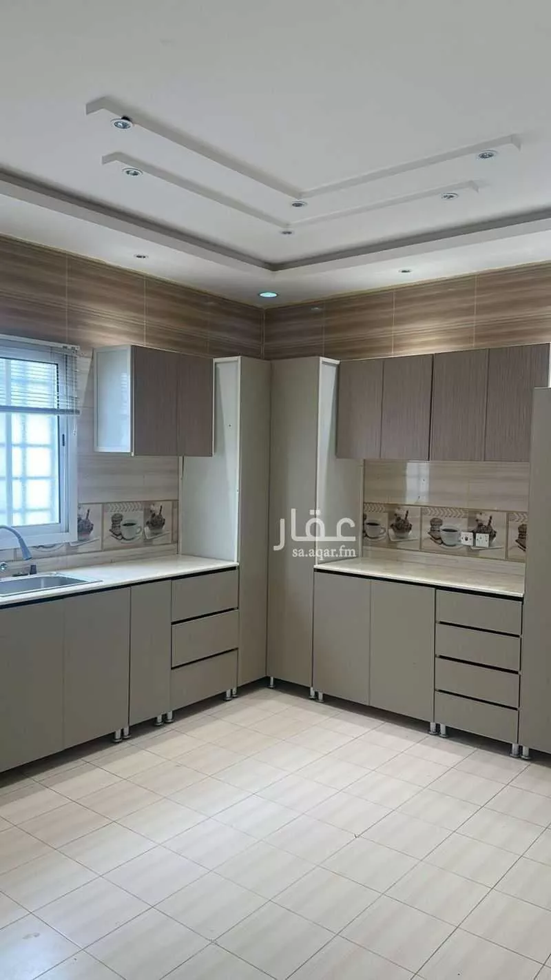 شقة 4 غرف في القادسية 10