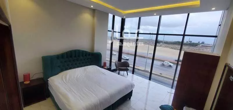 1750 sqm building in Al Nuzhah 3