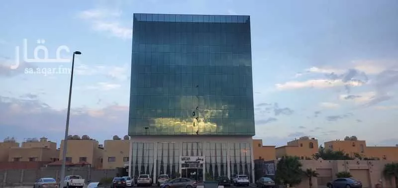 1750 sqm building in Al Nuzhah 6