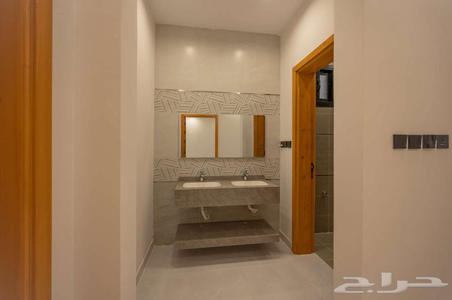 فيلا 6 غرف في الصفوة 7