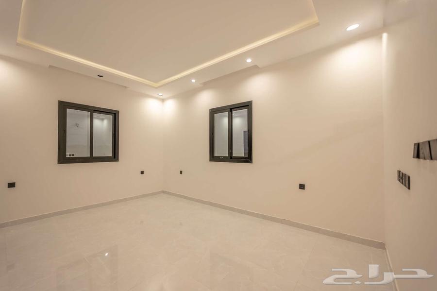 فيلا 6 غرف في الصفوة 9