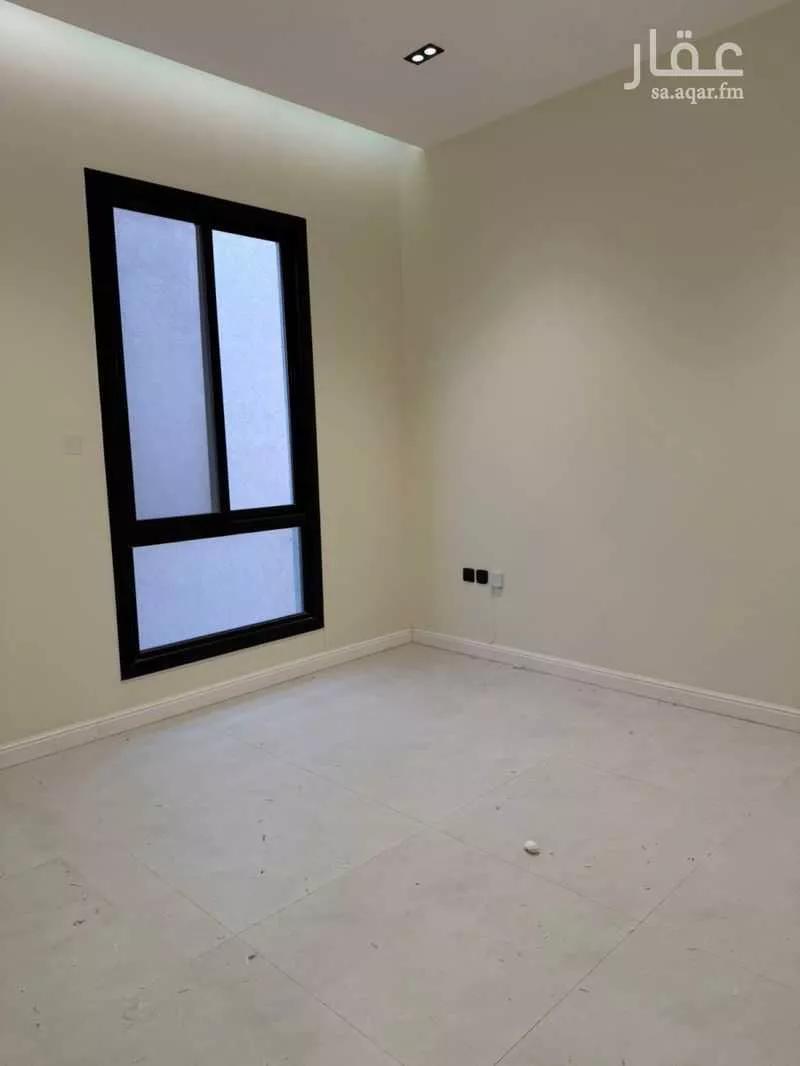 شقة 3 غرف في الملقا 4