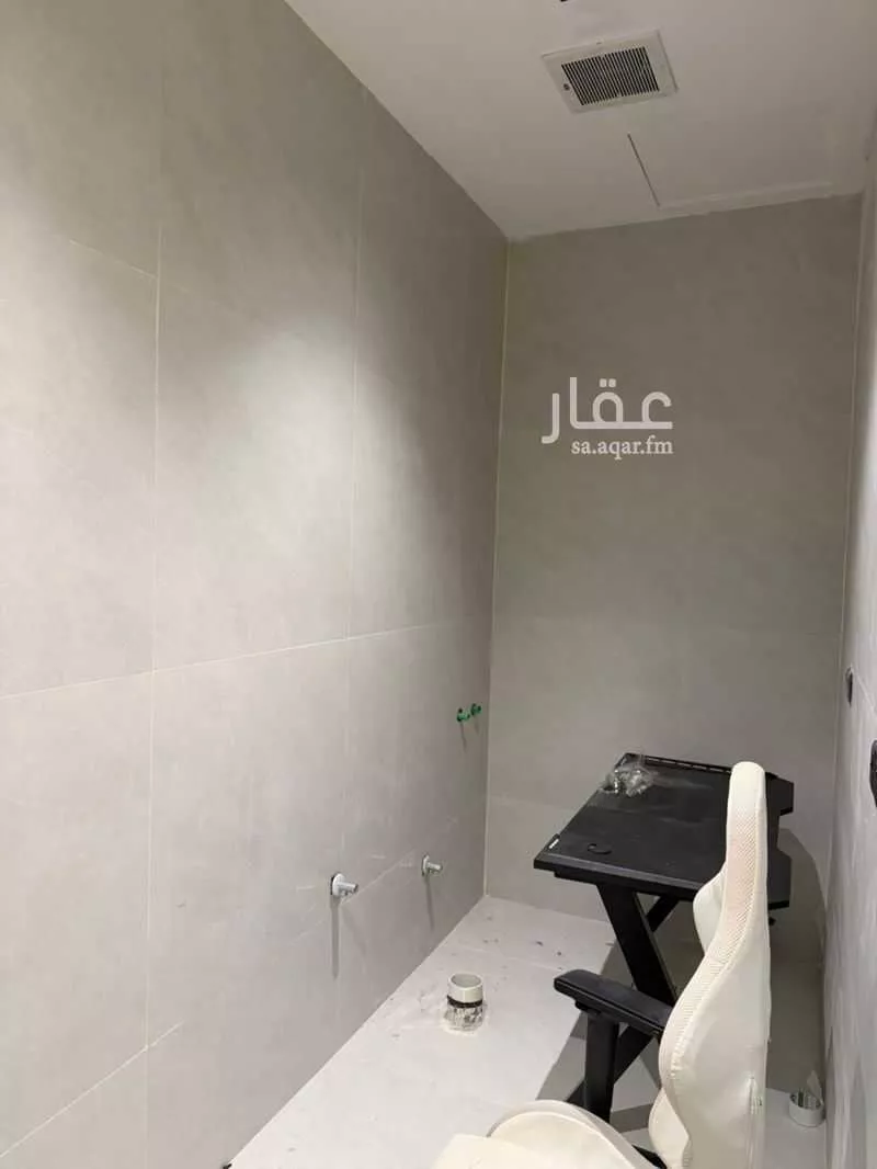 شقة 3 غرف في الملقا 6