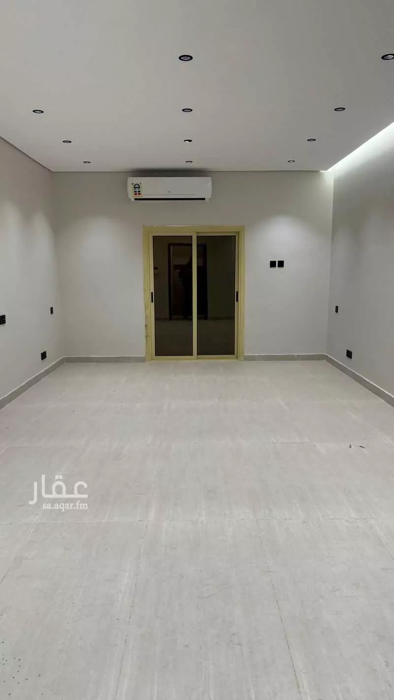 5 bedroom villa in Al Shuraybat 2