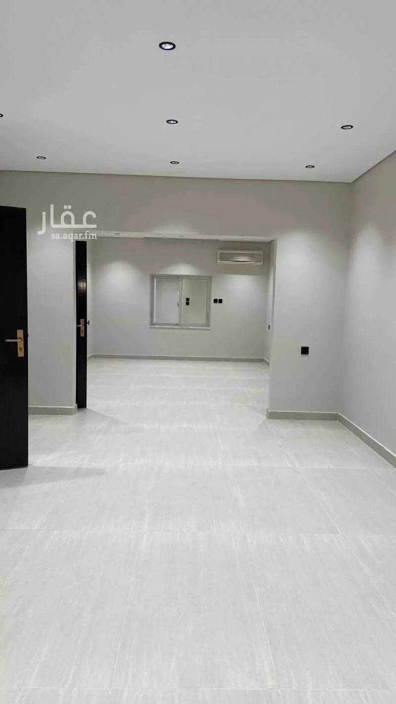 5 bedroom villa in Al Shuraybat 7