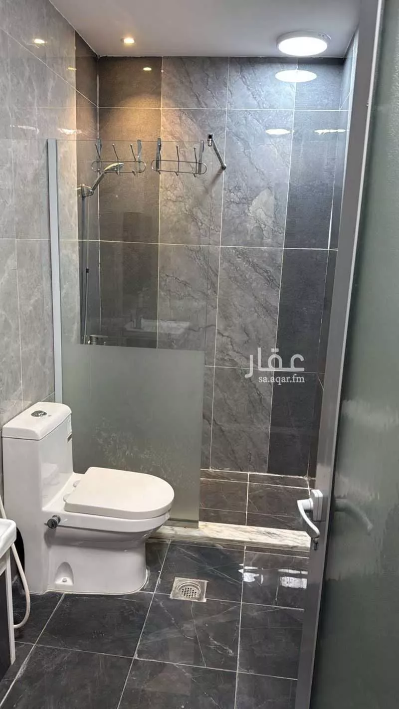 5 bedroom apartment in Ar Rayan 15