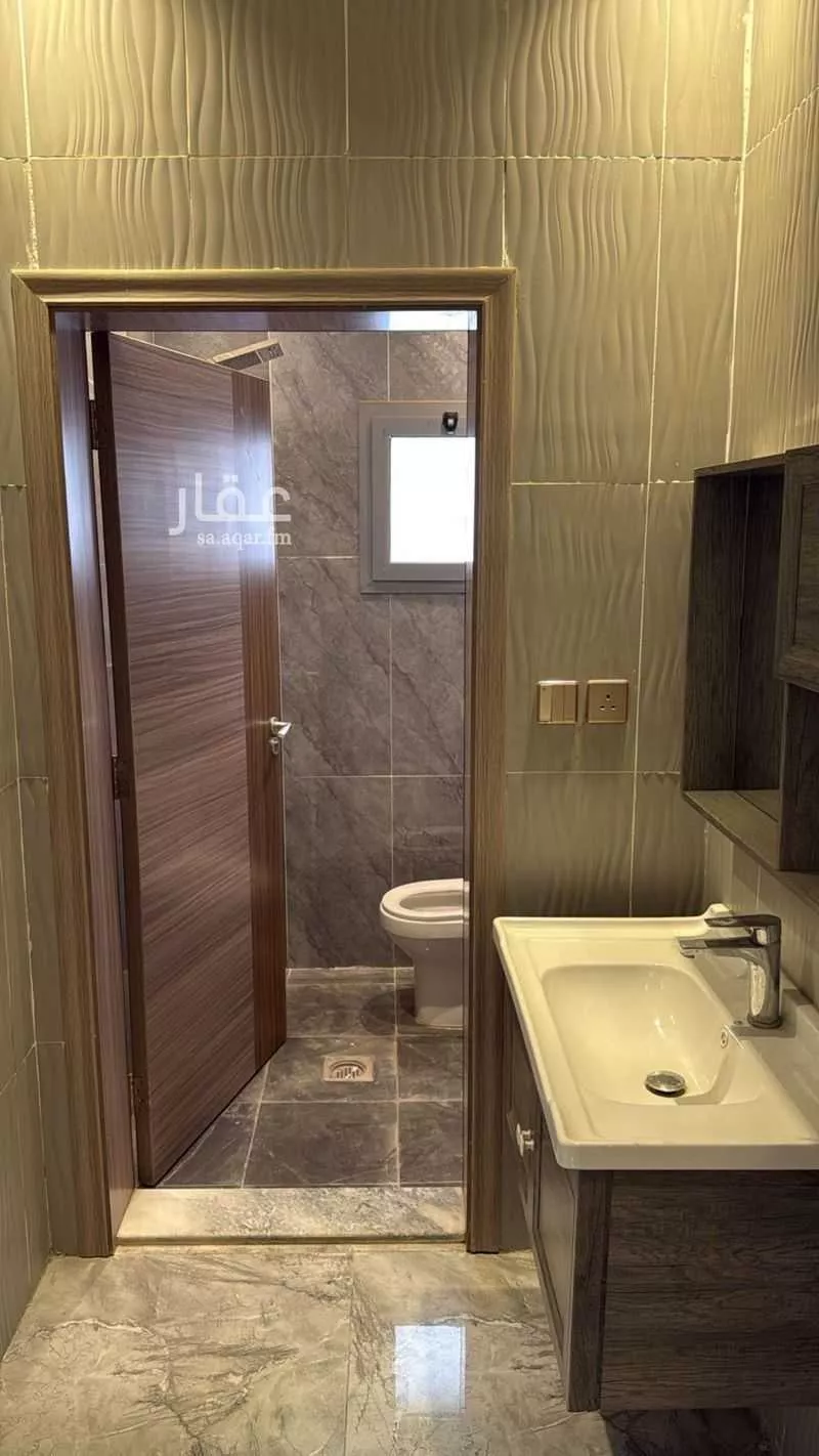 5 bedroom apartment in Ar Rayan 4