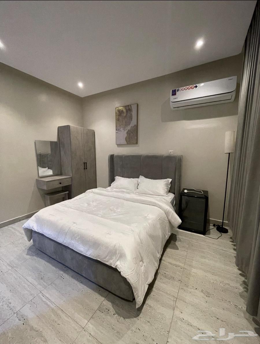 شقة 2 غرف في الرمال 4