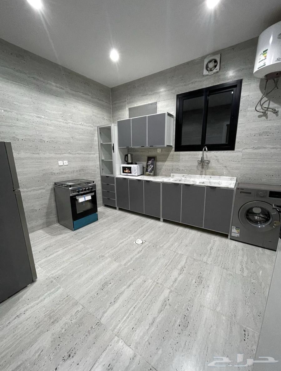 شقة 2 غرف في الرمال 8