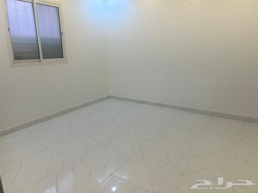 شقة 3 غرف في طويق 2