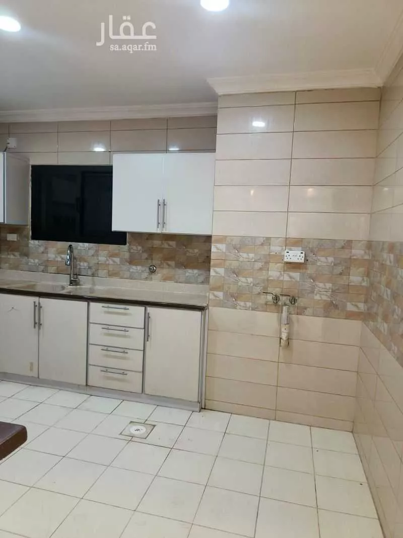 شقة 5 غرف في العزيزية 2