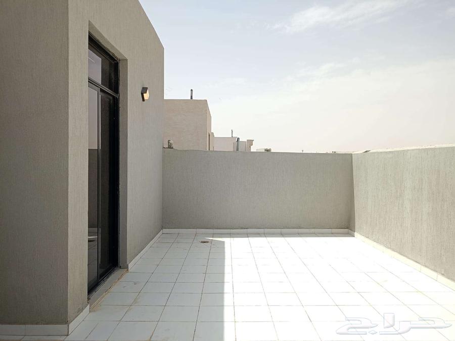 فيلا 3 غرف في الجنادرية 13