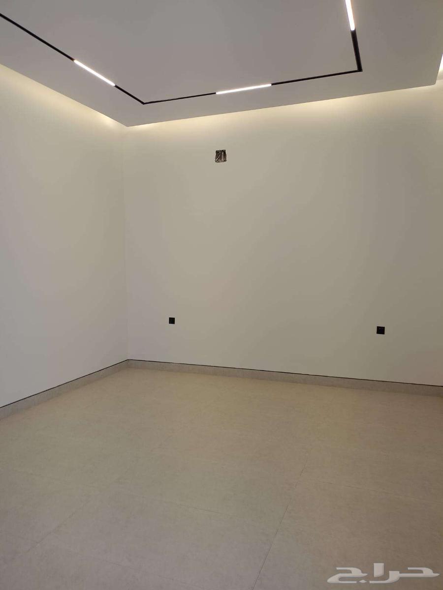 فيلا 3 غرف في الجنادرية 3