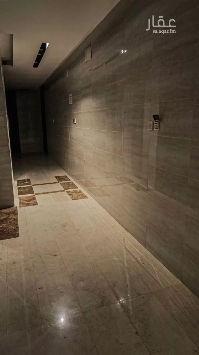 شقة 5 غرف في العزيزية 4