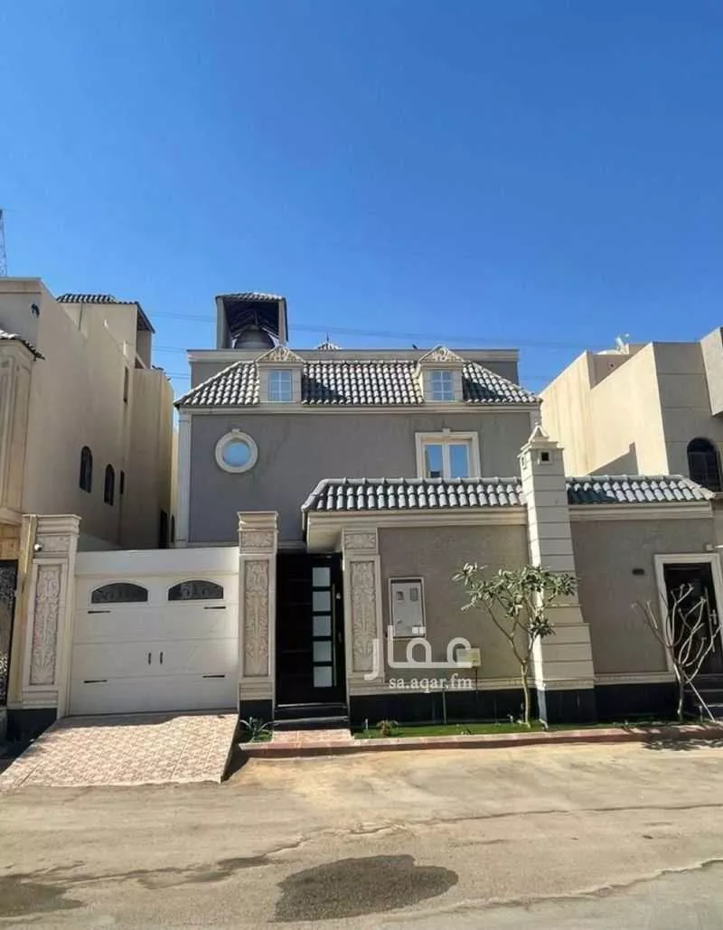 فيلا 15 غرف في العريجاء 2