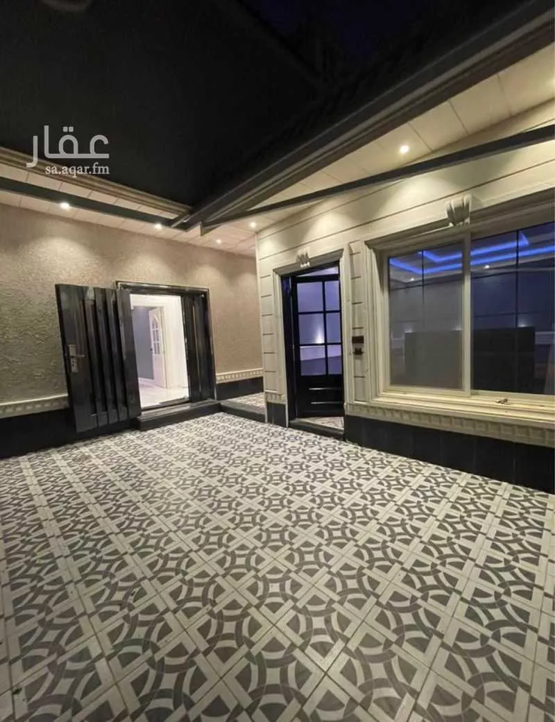 فيلا 15 غرف في العريجاء 4