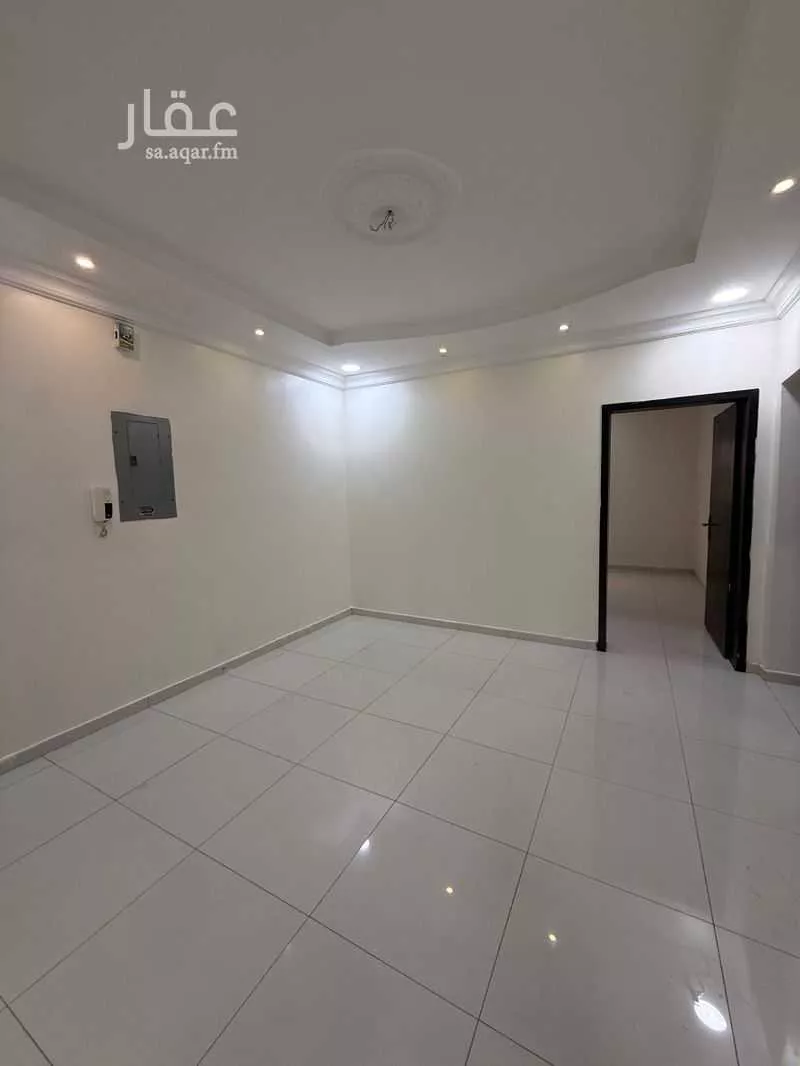 شقة 3 غرف في النور 4