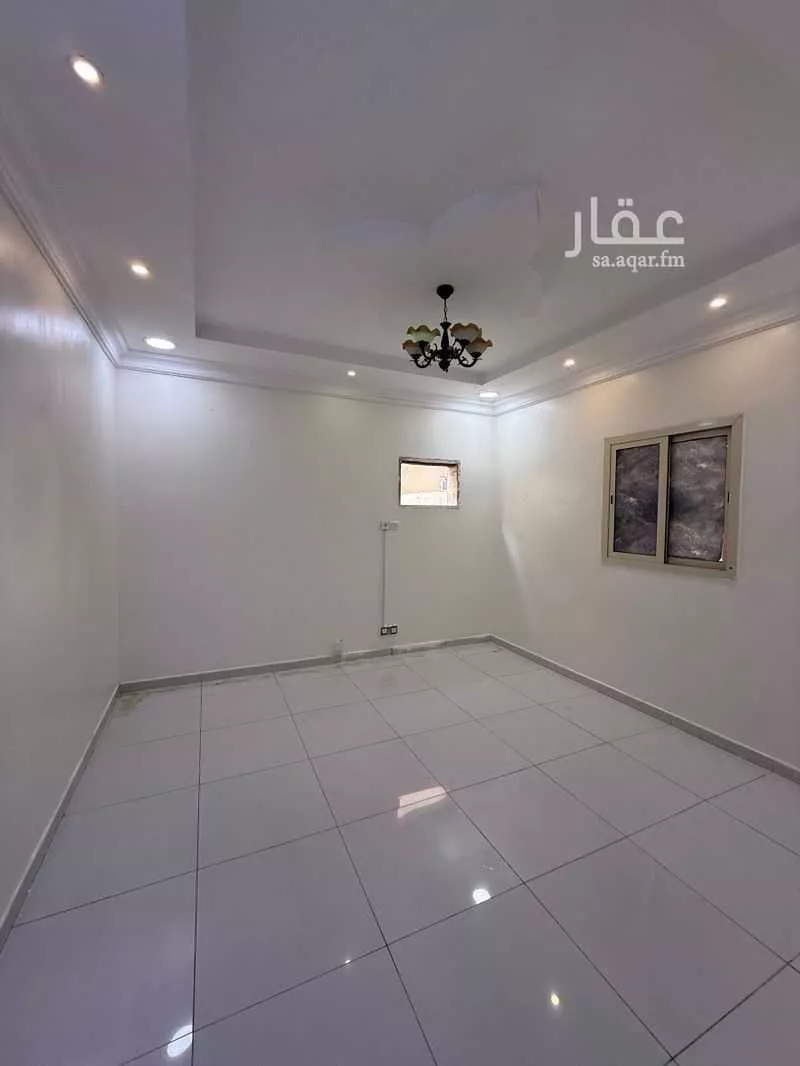 شقة 3 غرف في النور 5