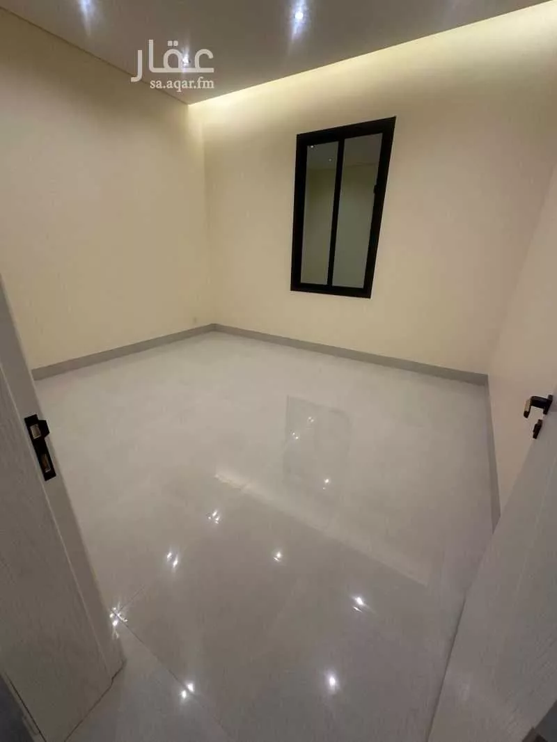 دور 4 غرف في الشعلة 18