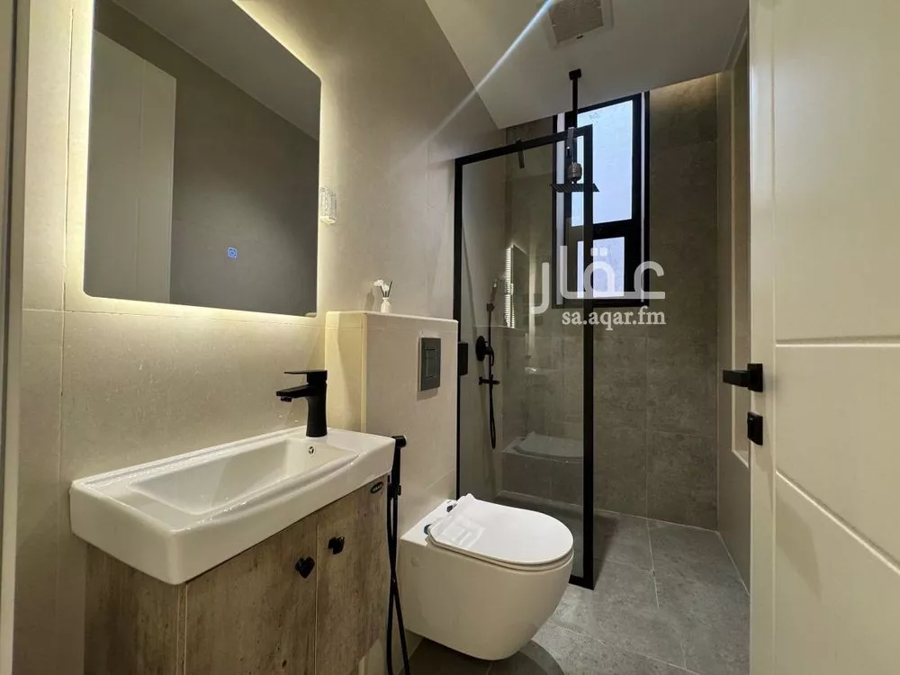 شقة 3 غرف في العارض 17