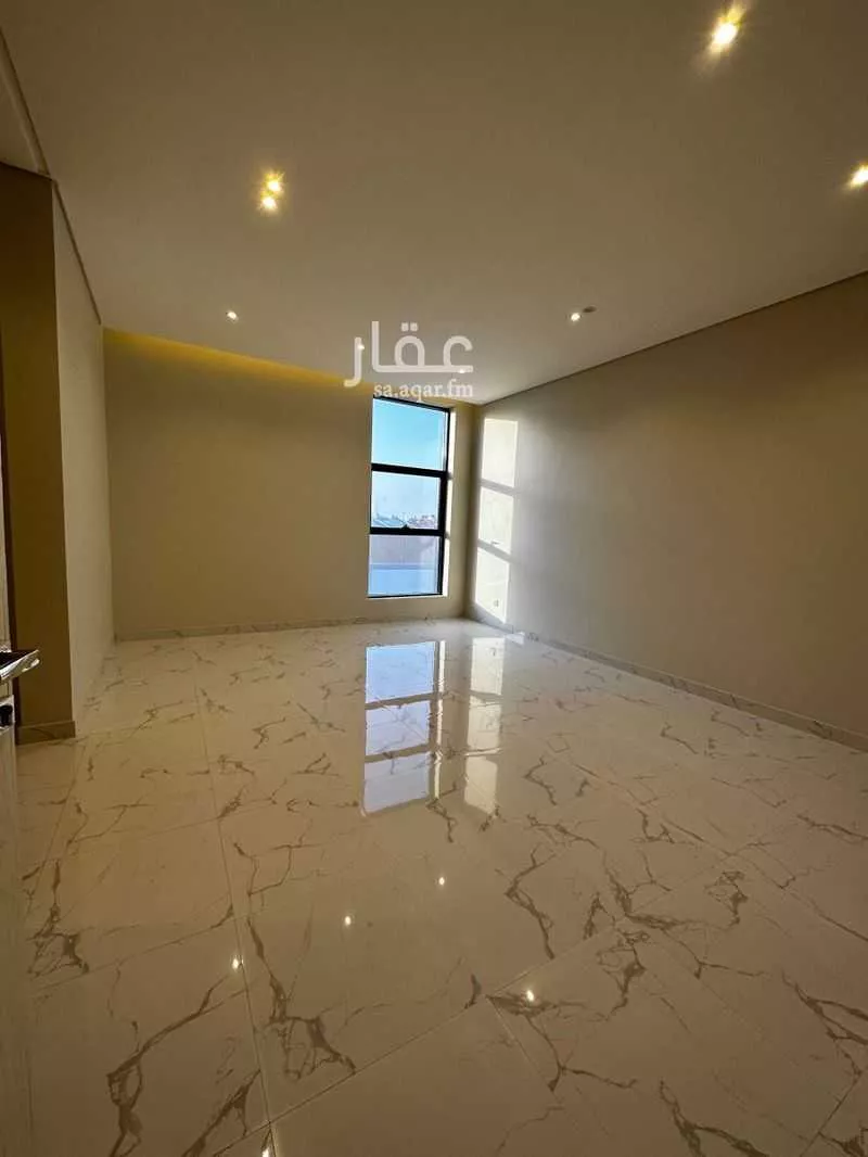 5 bedroom villa in Al Aridh 2