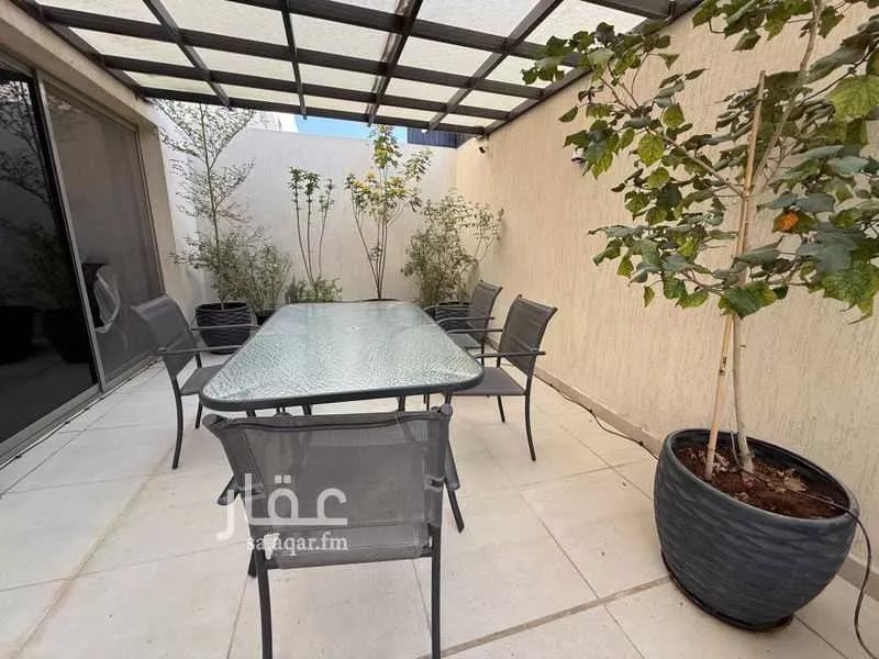 5 bedroom villa in Al Narjis 3