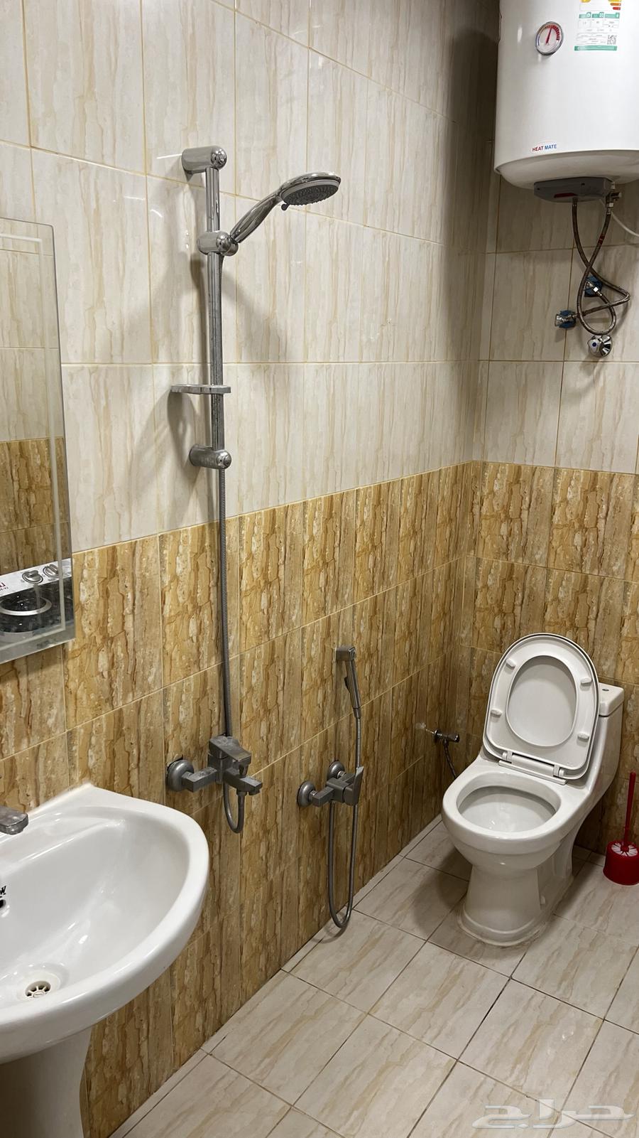 2 bedroom apartment in Al Hamra 2nd 4