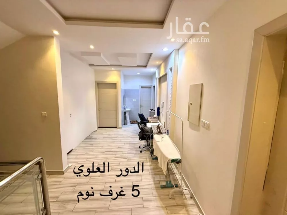 فيلا 5 غرف في بدر 3