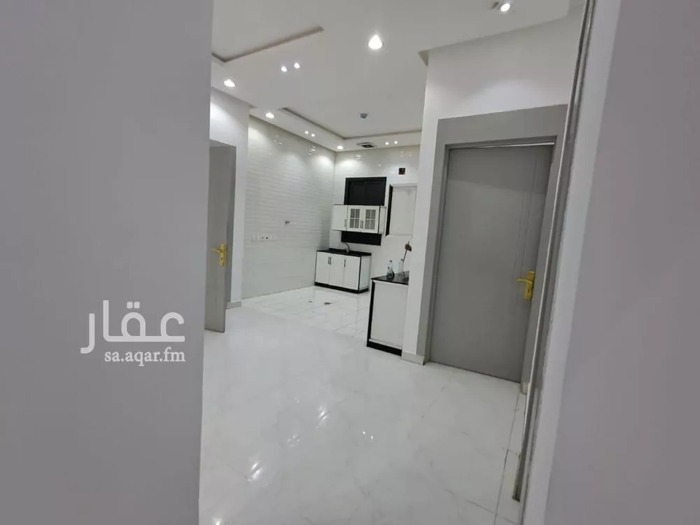 شقة 3 غرف في الرمال 3