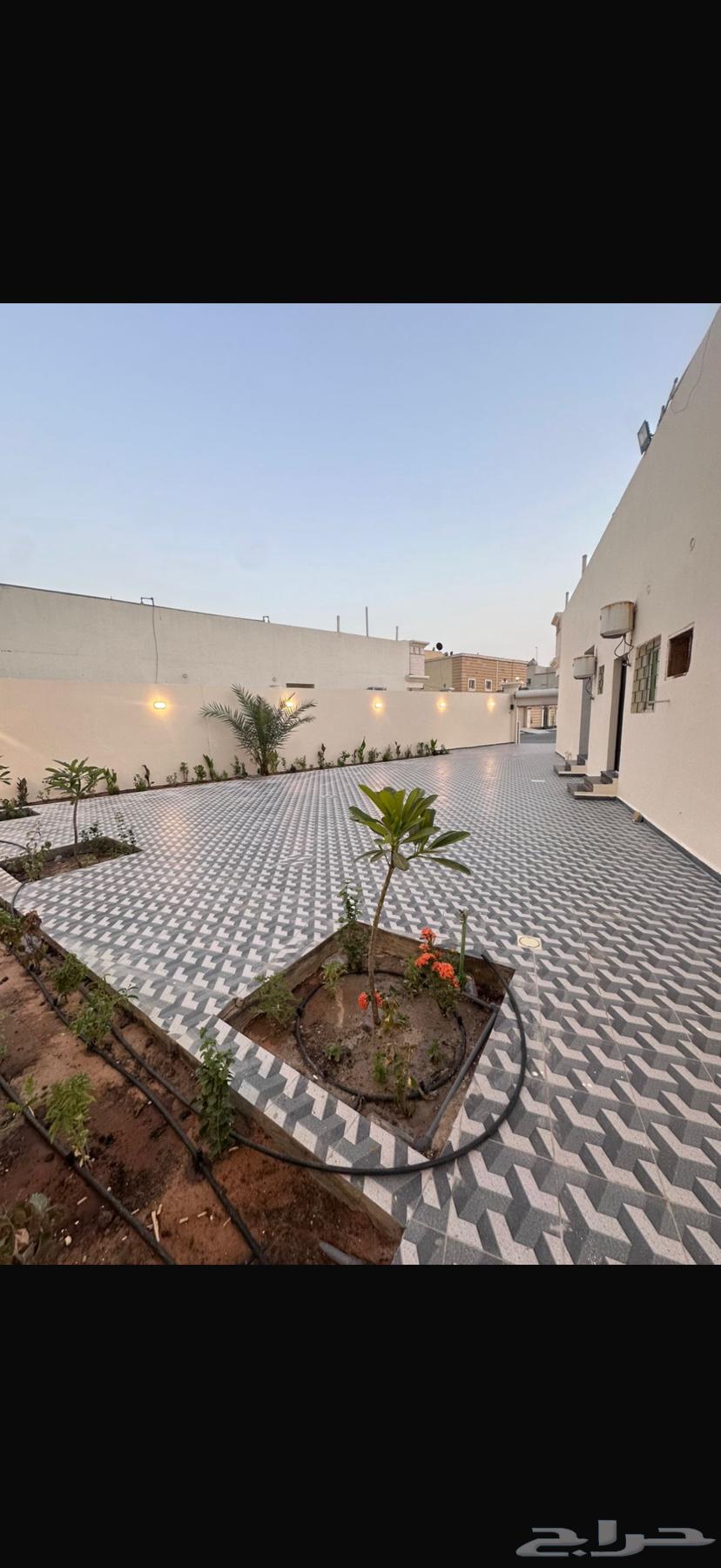 شقة 7 غرف في ضاحية الملك فهد 6