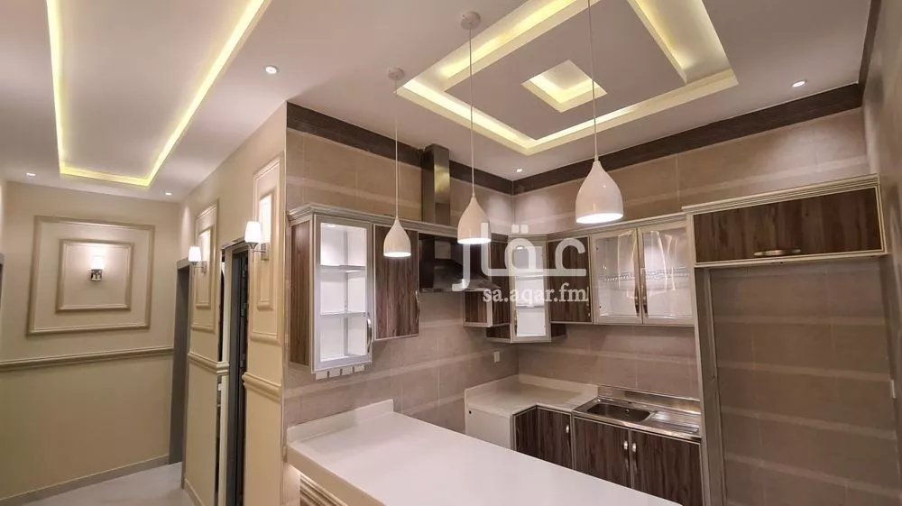 شقة 3 غرف في العليا 8