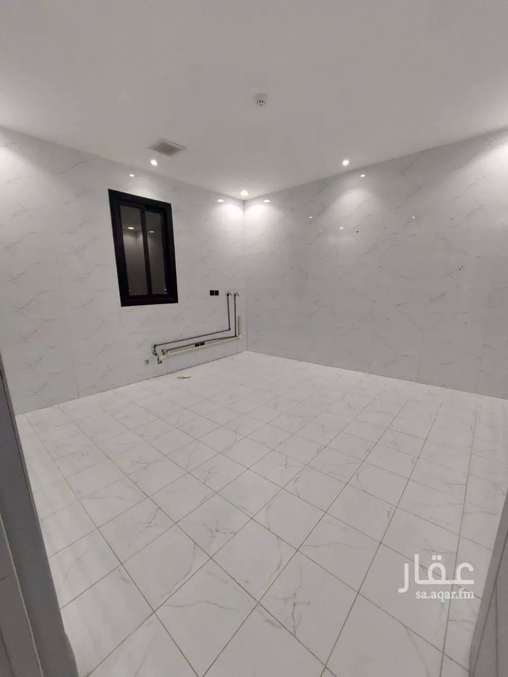 عمارة 2000 م² في الوادي 12