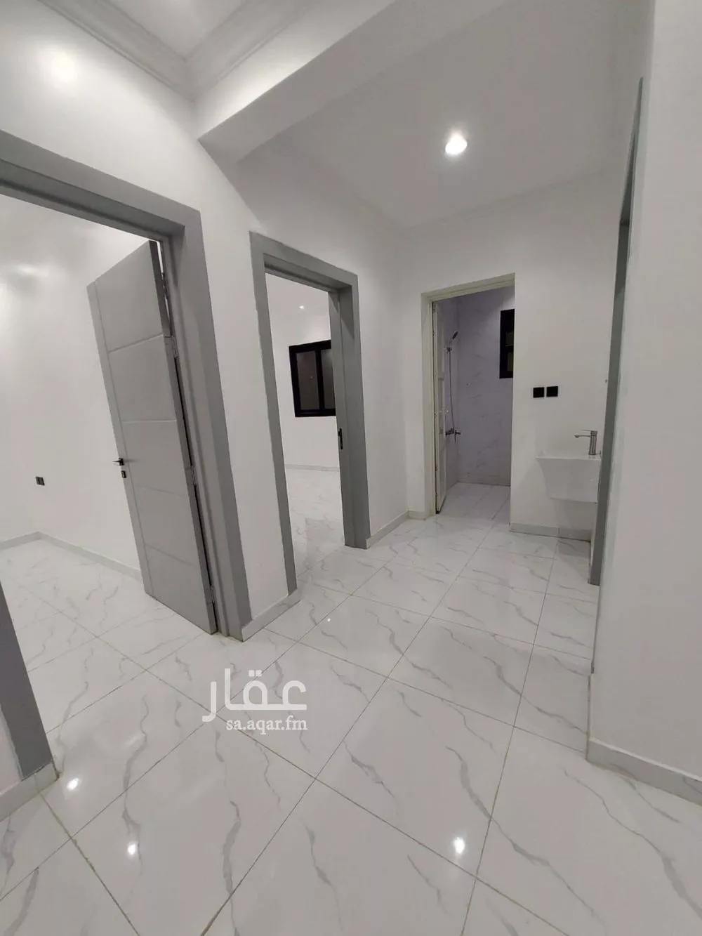 عمارة 2000 م² في الوادي 8